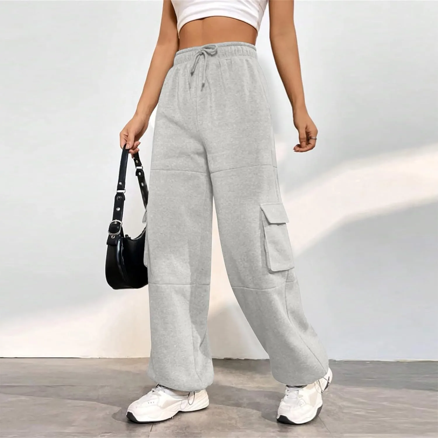 Cargo Sweatpants for Women Baggy Fleece Lined High Waisted Joggers with Pockets Adjustable Bottom Athletic Pants