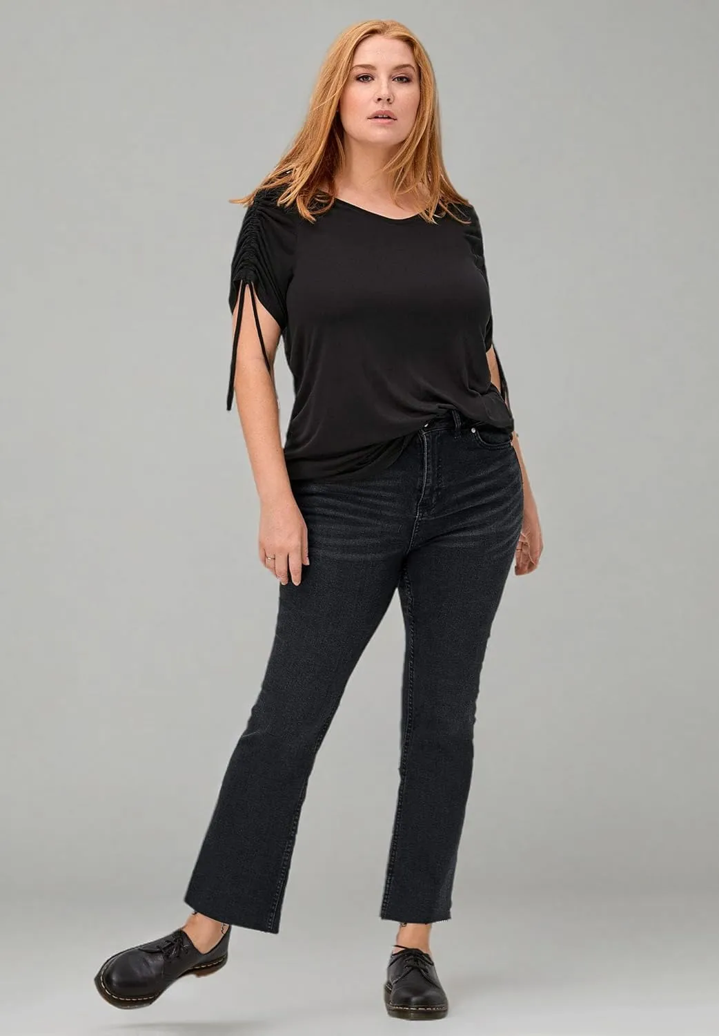 ellos Women's Plus Size Crop Bootcut Jeans