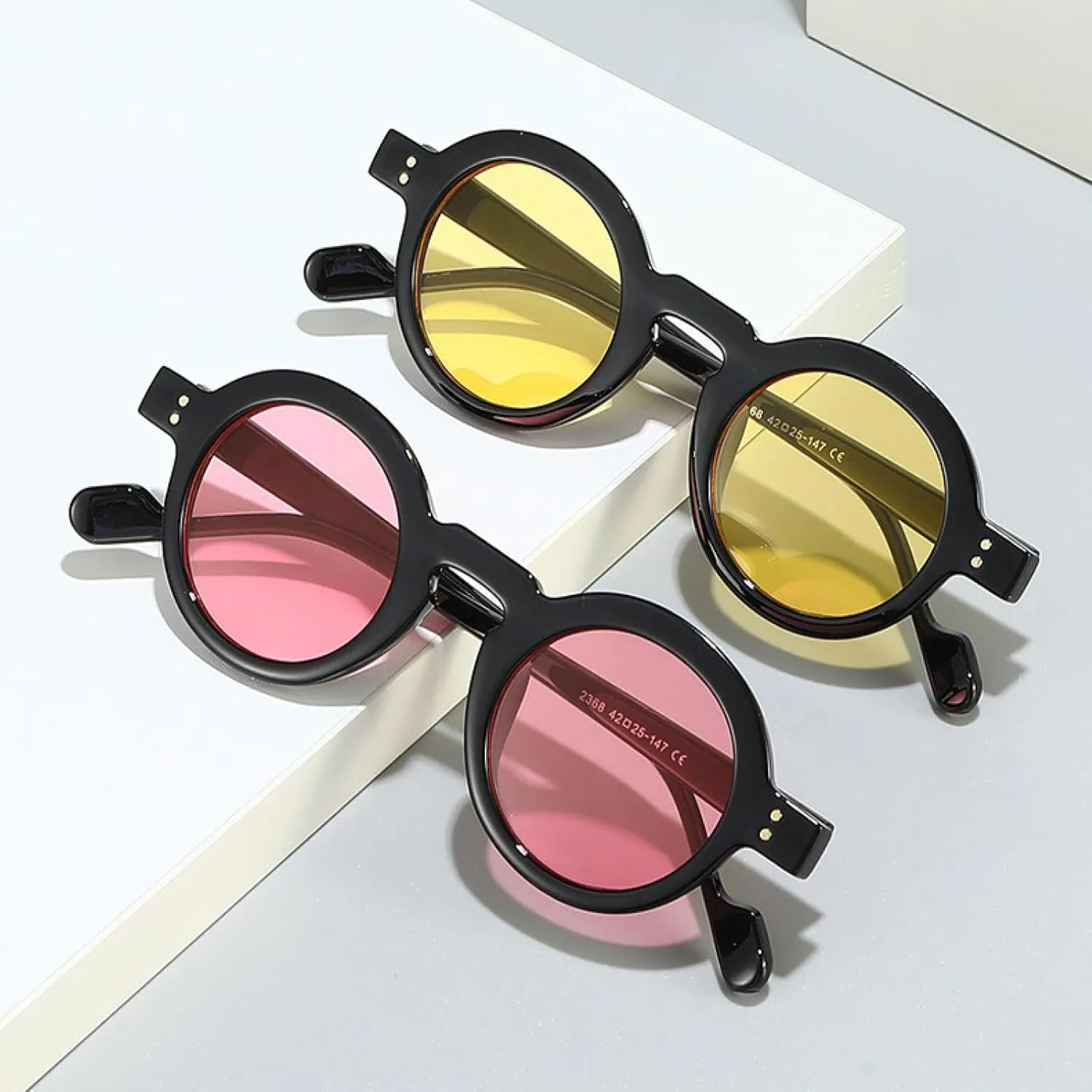 Fashion Round Sunglasses Women Small Frame Luxury Sun Glasses Female Vintage Rivets Eyewear