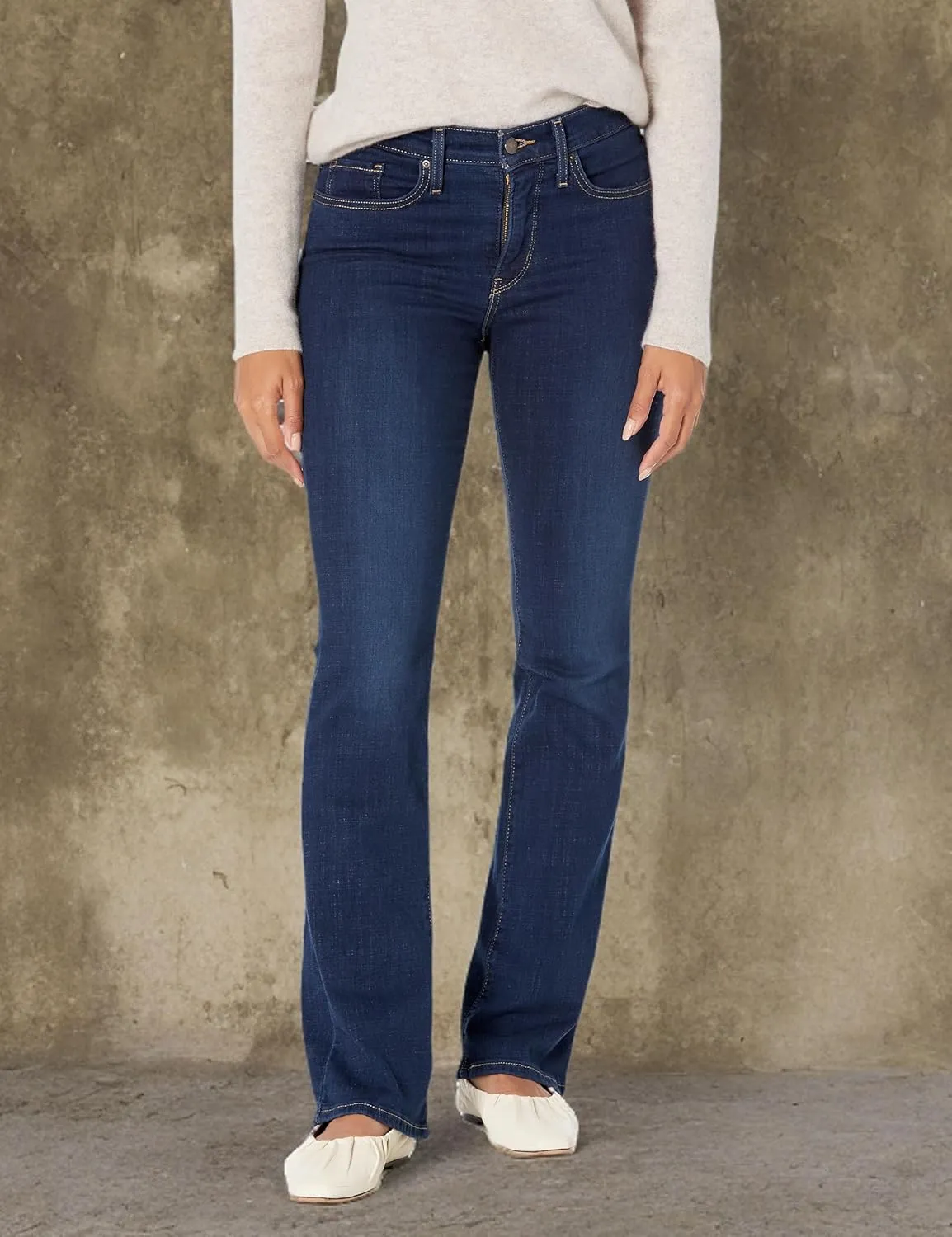Levi's Women's 315 Shaping Bootcut Jeans