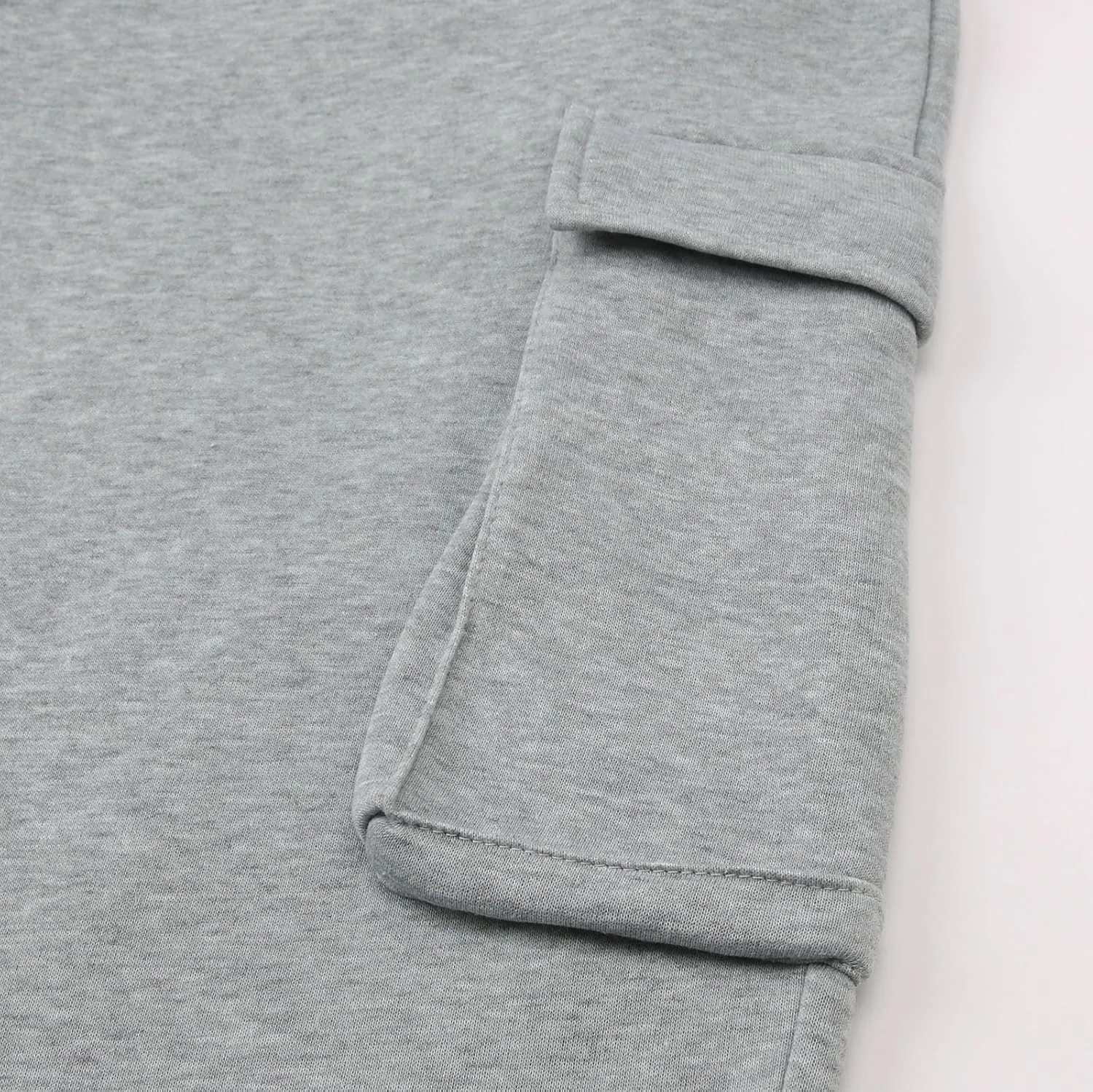 Mens Fleece Sweatpants Baggy Cargo Sweatpants with Pockets Elastic Waist Drawstring Joggers Trousers
