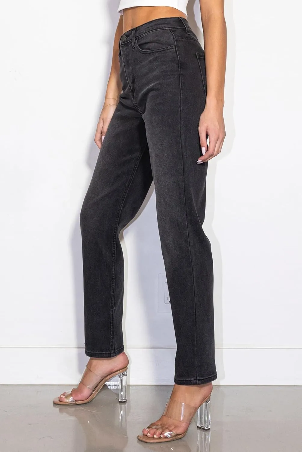 Vibrant Women’s Loose Mom Jeans – 90’s Vibe High Waisted Casual Rolled Hem Crop Stretch Denim Pants
