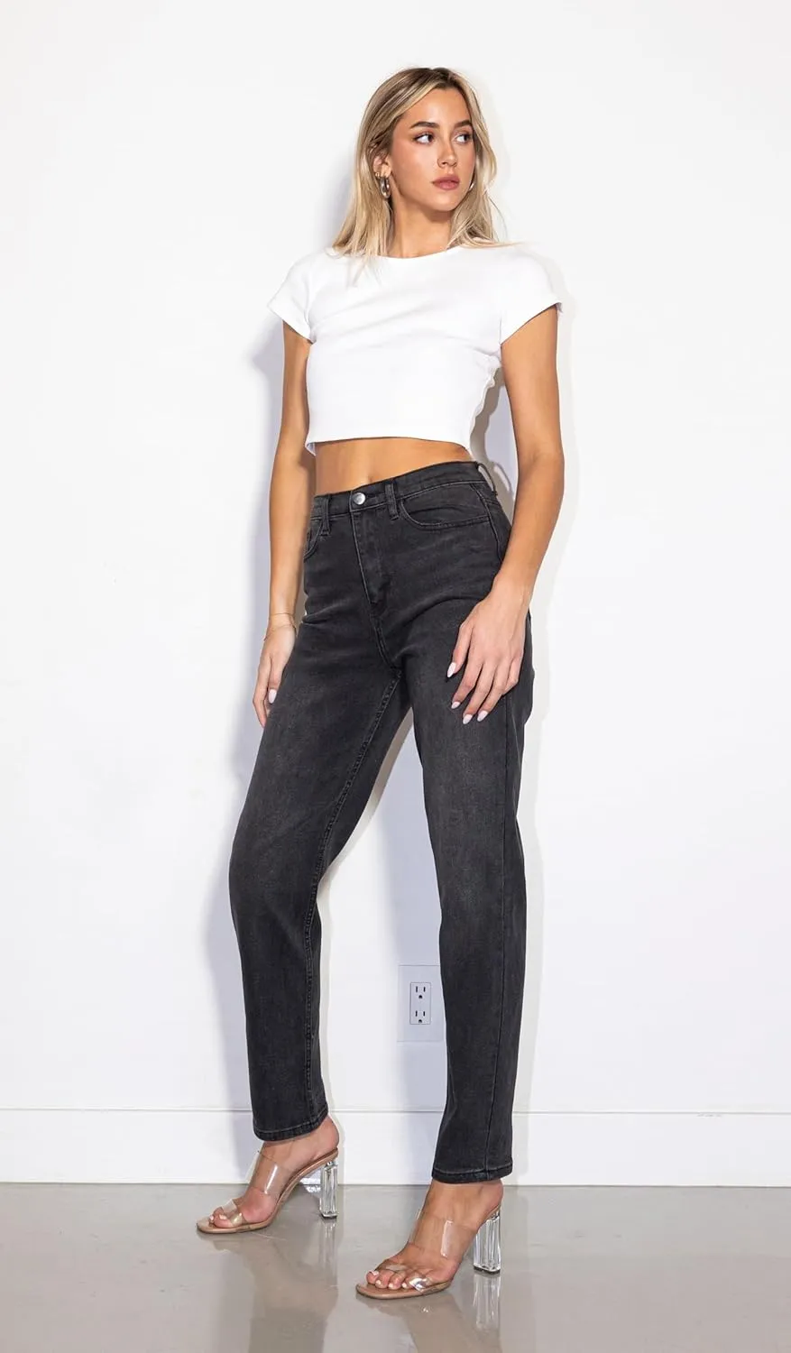 Vibrant Women’s Loose Mom Jeans – 90’s Vibe High Waisted Casual Rolled Hem Crop Stretch Denim Pants