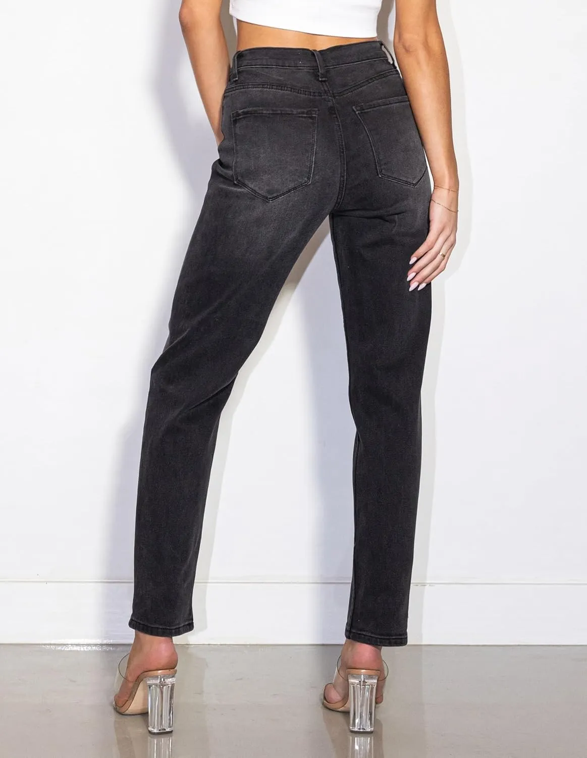 Vibrant Women’s Loose Mom Jeans – 90’s Vibe High Waisted Casual Rolled Hem Crop Stretch Denim Pants