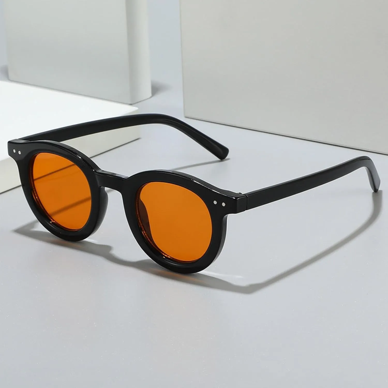 Vintage Round Sunglasses for Women Classic Trendy Uv400